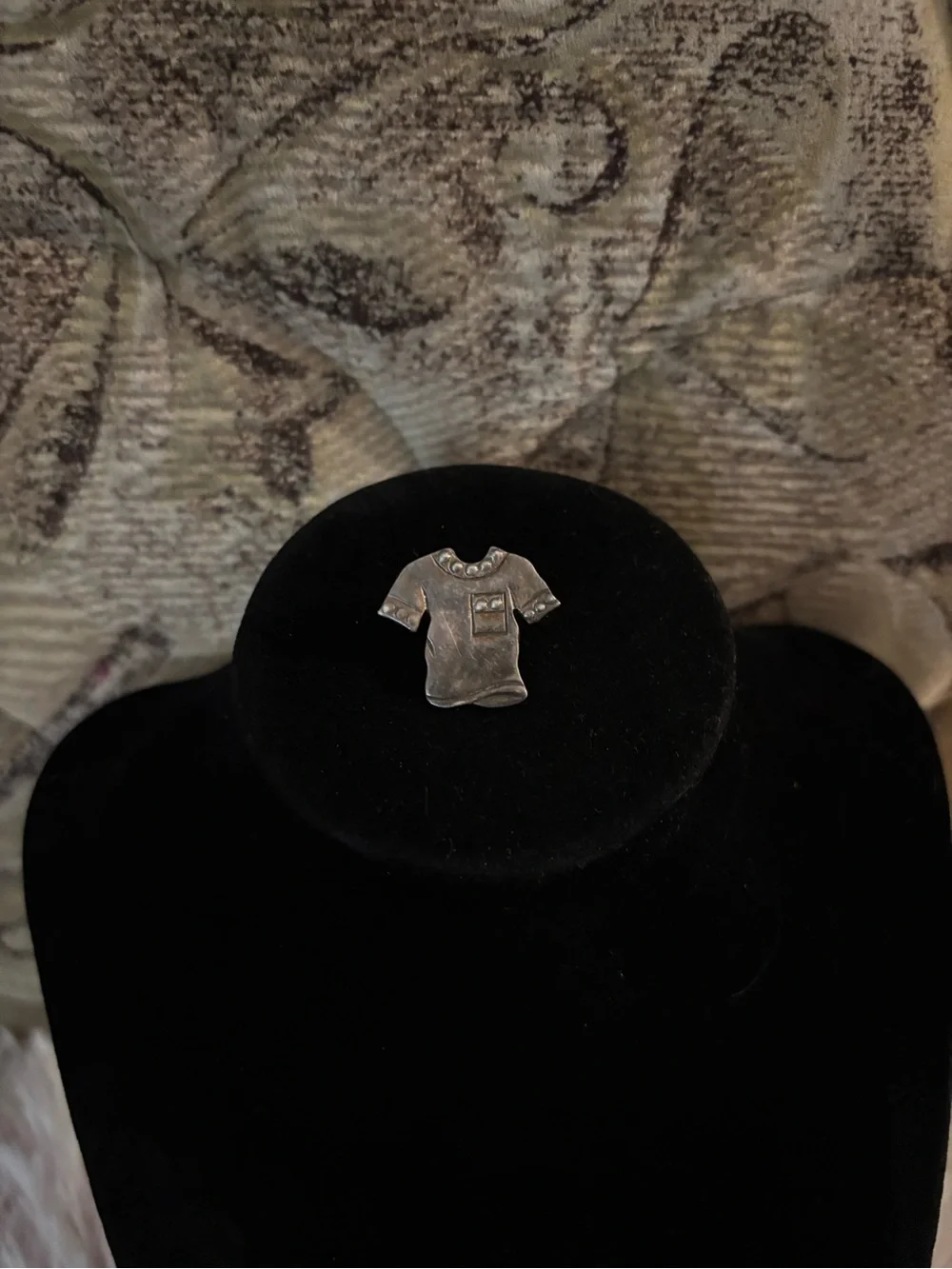 925 Sterling Silver Vintage T-Shirt Charm Brooch